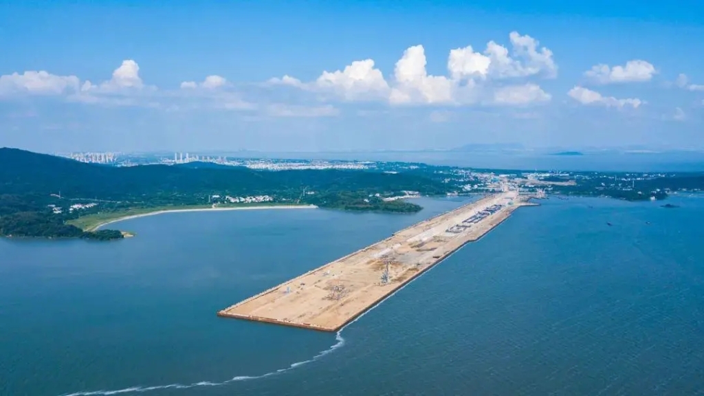 2019年5月14日，太湖隧道四倉(cāng)流水作業(yè)成型。