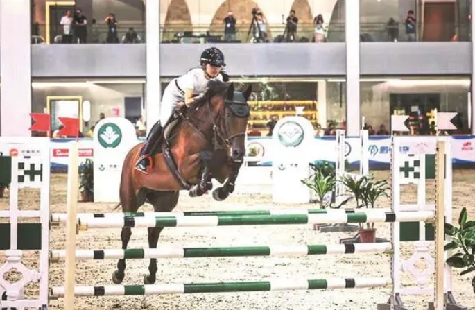 無錫健兒“金”喜連連省運(yùn)會(huì)賽程已過大半，102枚金牌收入囊中