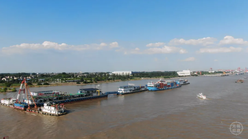 全國首個，這個服務(wù)區(qū)，真“炫”！