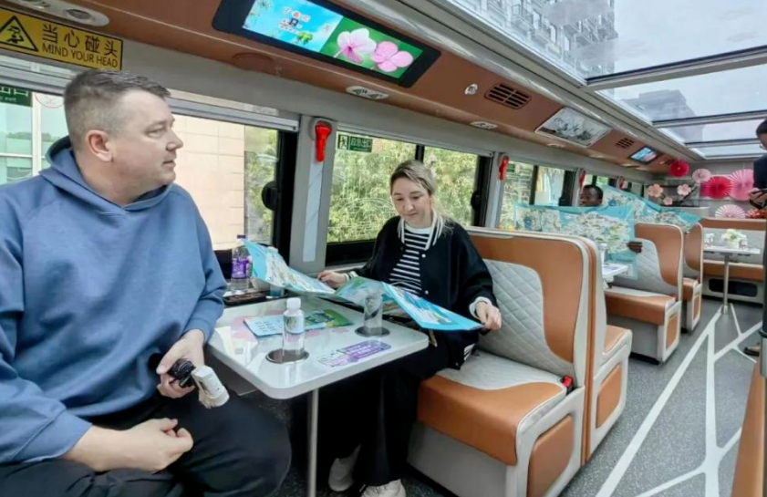 無(wú)錫外籍人士持“永居證”可以辦理各類交通卡啦！